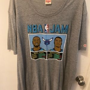 XXL Homage Charlotte Hornets Tee